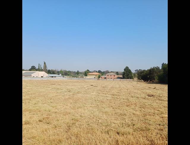 3,852M² VACANT LAND FOR SALE IN HENLEY ON KLIP